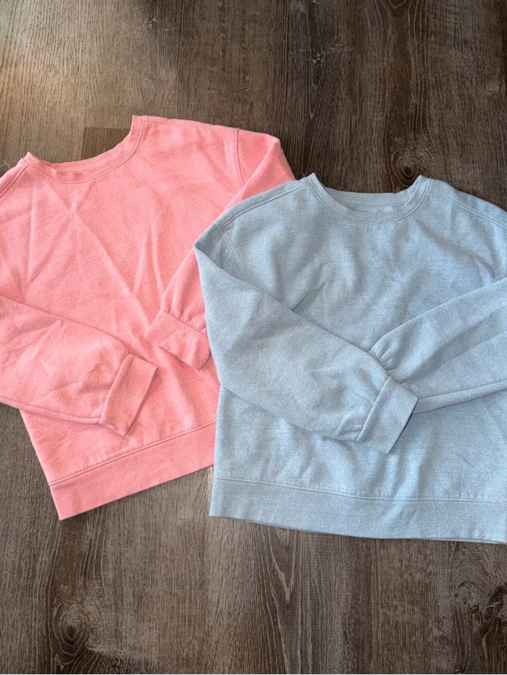 Girls Cat & Jack Crewneck Pullover Sweaters Bundle (2)